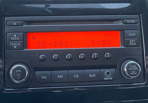 2015 Nissan Versa SV Note – Radio