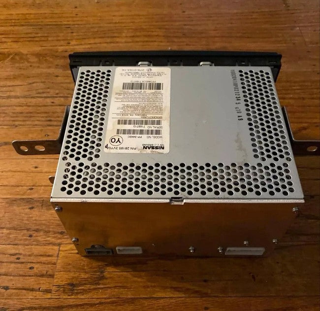 2015 Nissan Versa SV Note – Radio